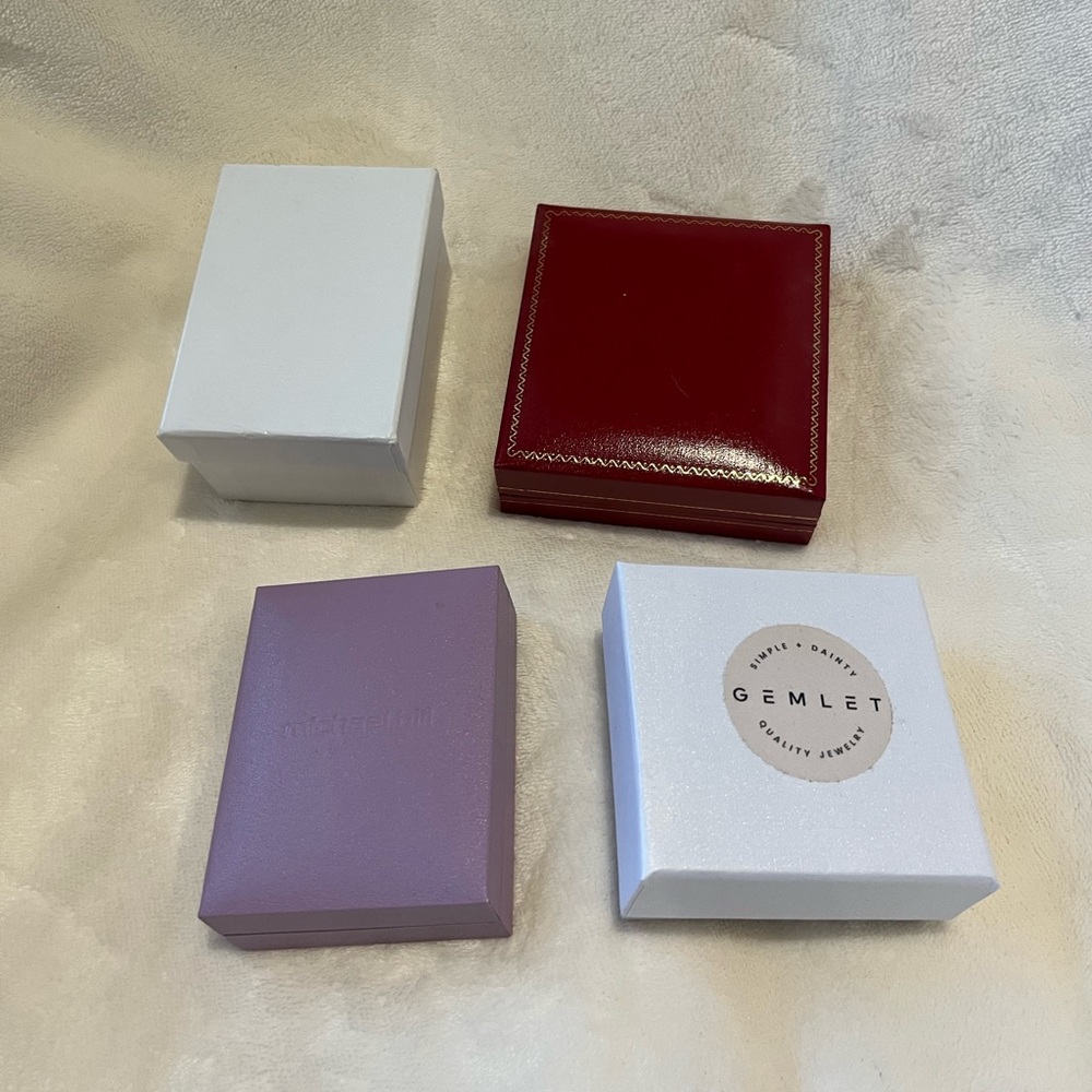 🆓 FREE w/ purchase 🆓 15pc Assorted Jewelry Boxes